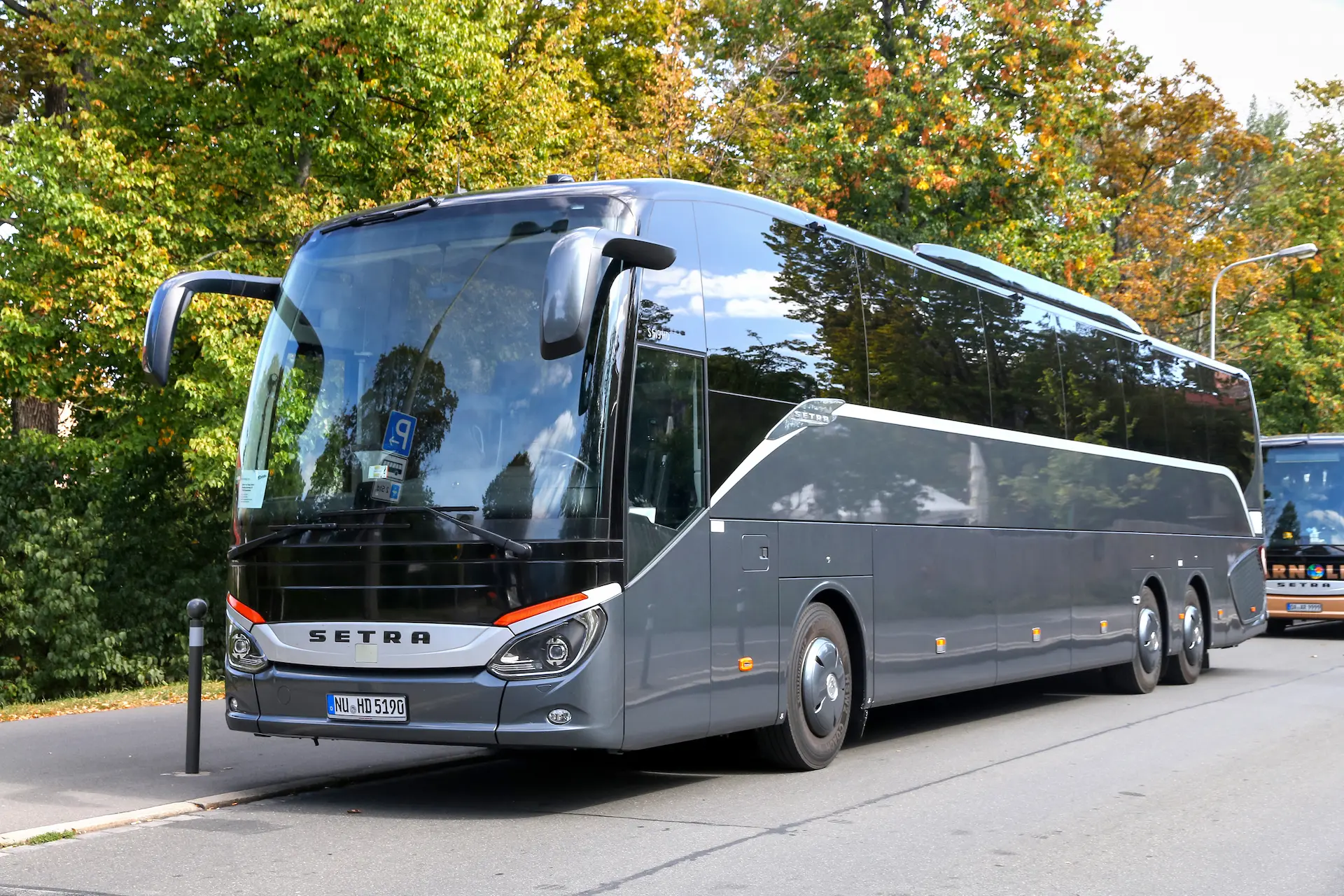 Selwyn's fleet : executive plus coach